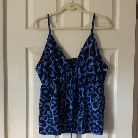 SHEIN Tops - SHEIN Blue Animal Print Camisole